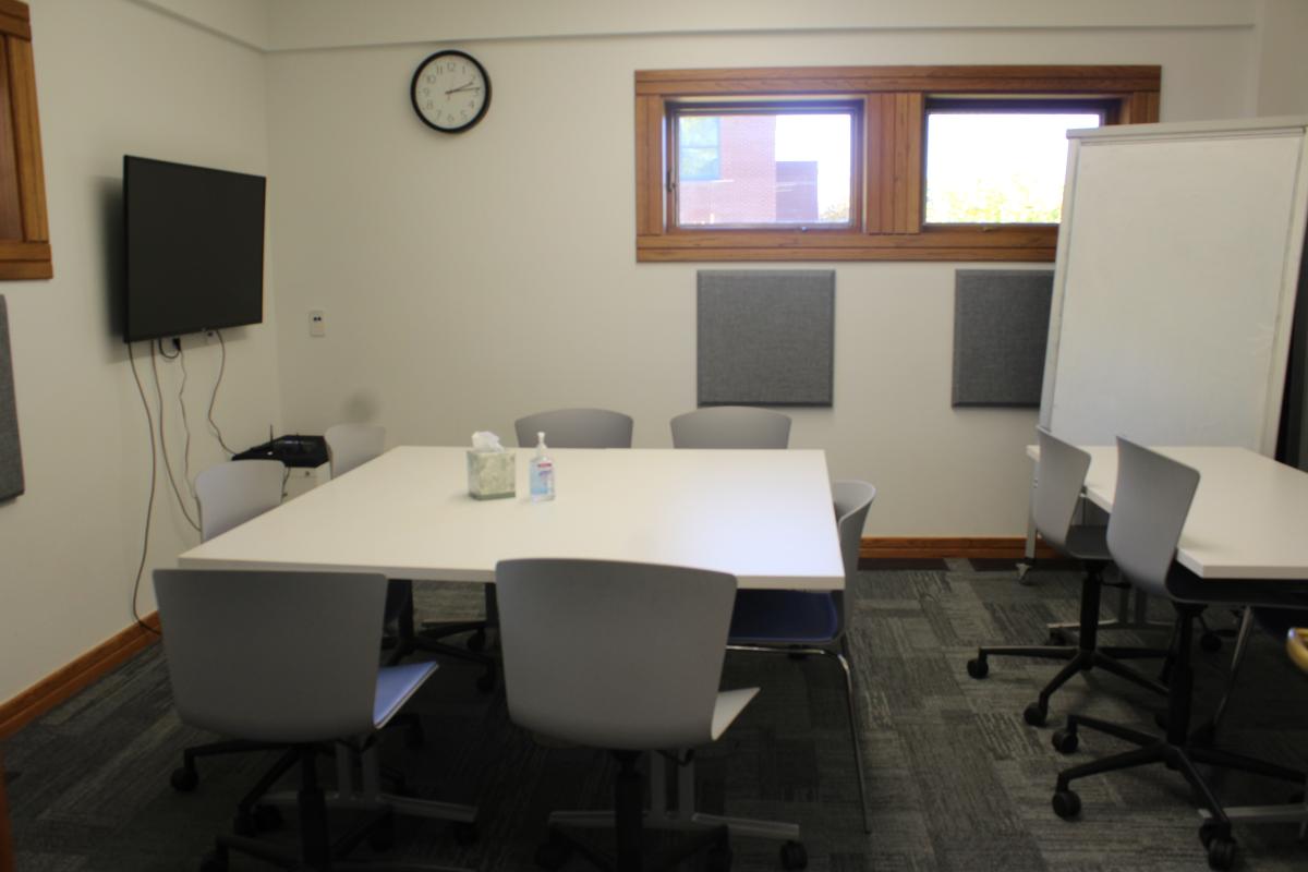 Mezzanine Meeting Room